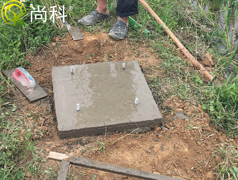 立杆果冻传媒玛丽莲地基地笼安装-拆除模具